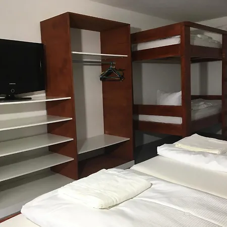 Petra Guest house 2*